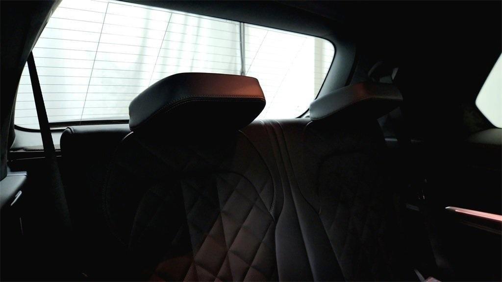 new 2026 BMW X7 car, priced at $102,175