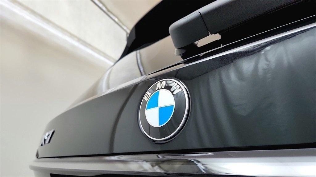 new 2026 BMW X7 car, priced at $102,175