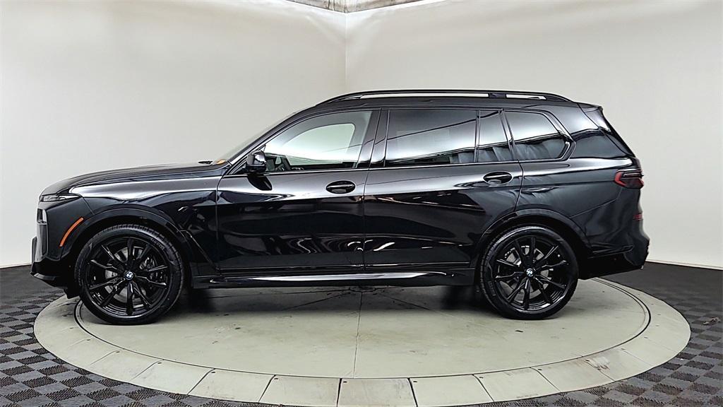new 2026 BMW X7 car, priced at $102,175