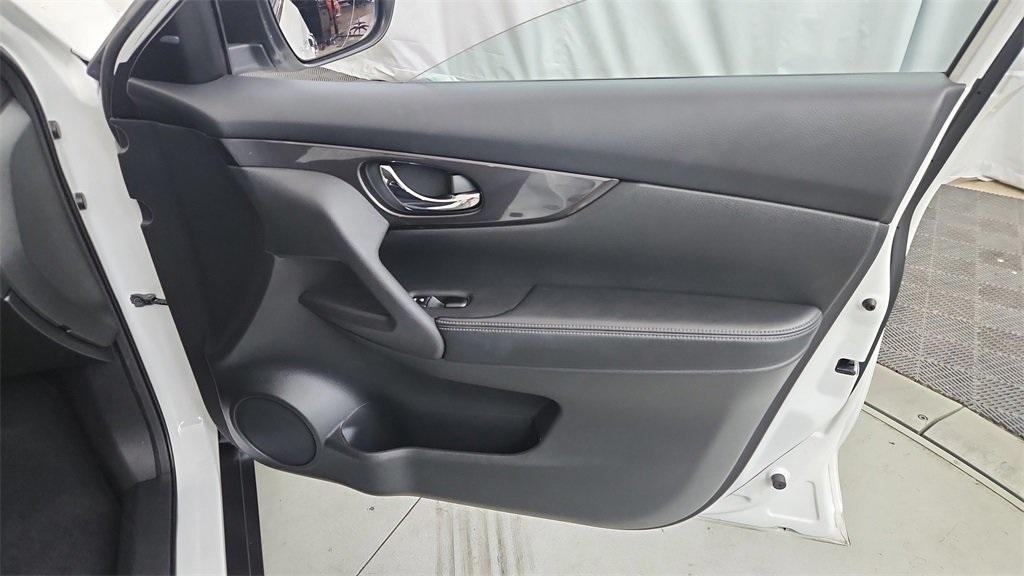 used 2019 Nissan Rogue car, priced at $16,440
