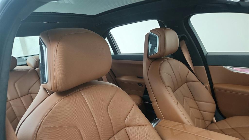 new 2025 BMW 750e car, priced at $117,685