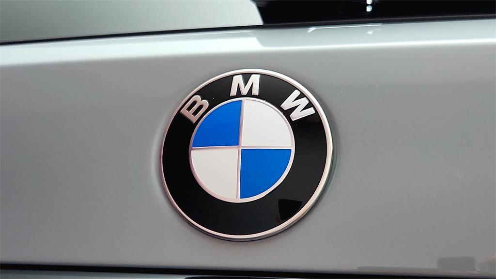 new 2025 BMW X7 car, priced at $98,525