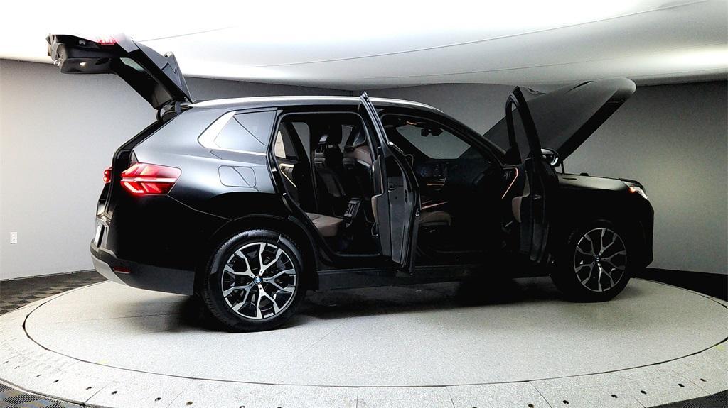 new 2025 BMW X3 car, priced at $55,175