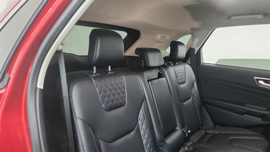 used 2024 Ford Edge car, priced at $30,991