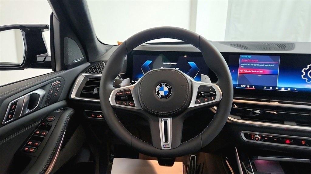 new 2026 BMW X7 car, priced at $123,540