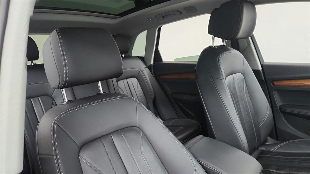 used 2022 Audi Q5 car, priced at $28,990