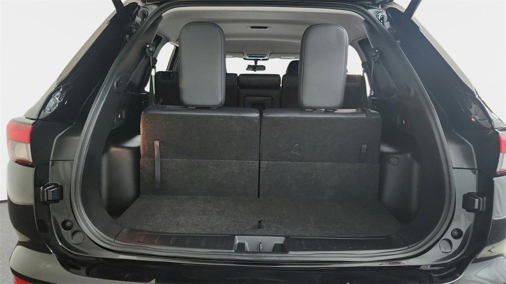 used 2024 Mitsubishi Outlander car, priced at $24,220