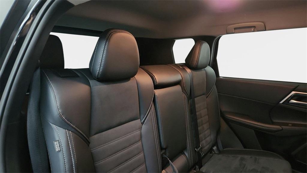 used 2024 Mitsubishi Outlander car, priced at $24,220