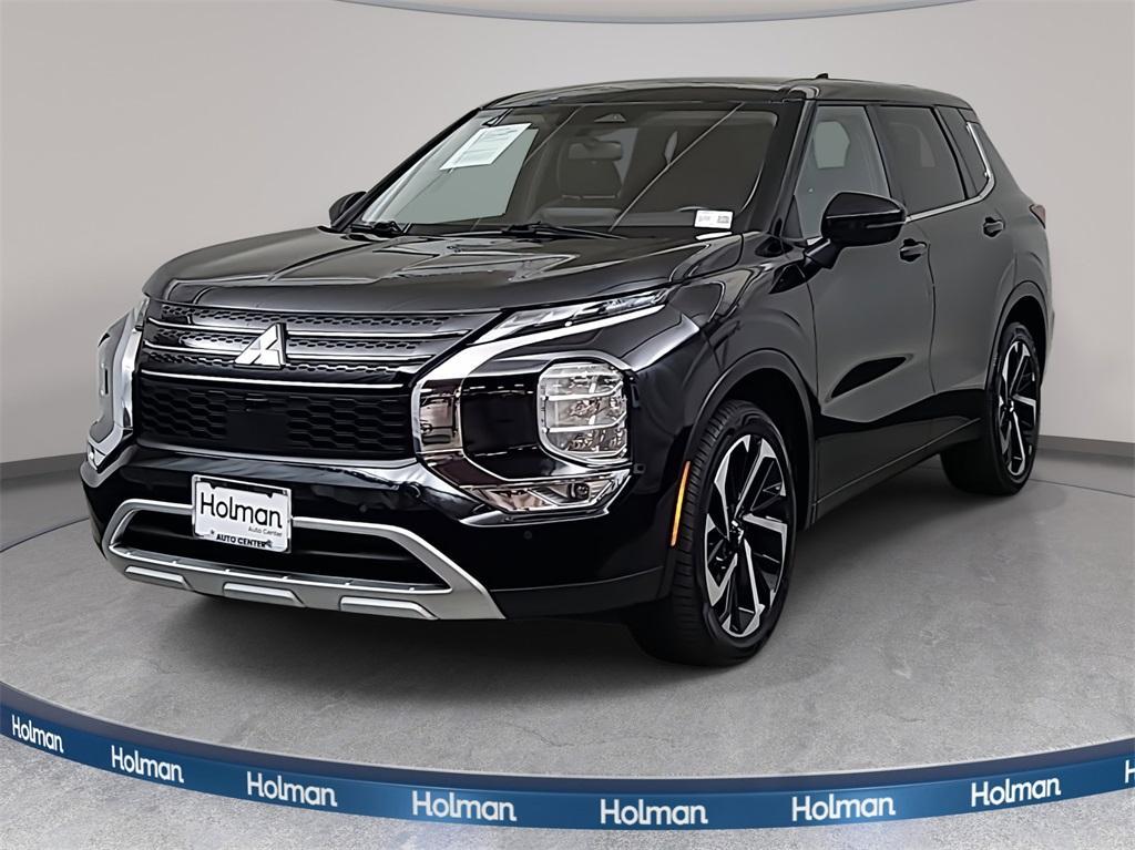 used 2024 Mitsubishi Outlander car, priced at $24,220