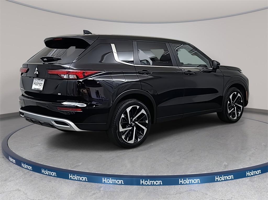 used 2024 Mitsubishi Outlander car, priced at $24,220