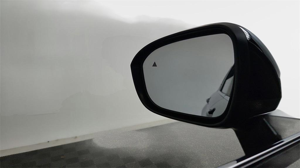 used 2024 Mitsubishi Outlander car, priced at $24,220