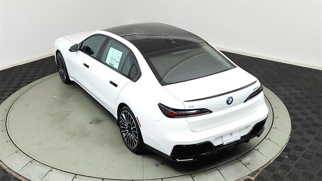 new 2025 BMW i7 car, priced at $120,525