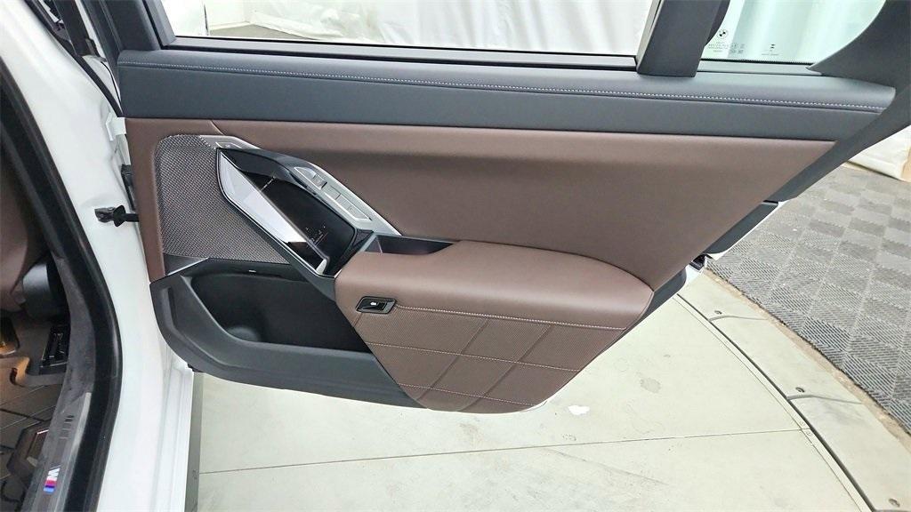 new 2025 BMW i7 car, priced at $120,525