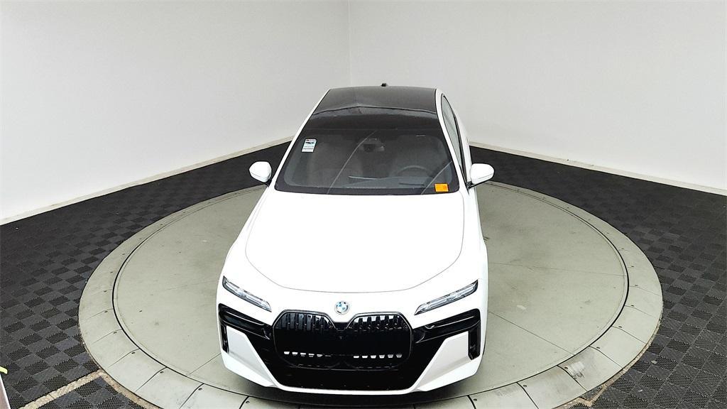 new 2025 BMW i7 car, priced at $120,525