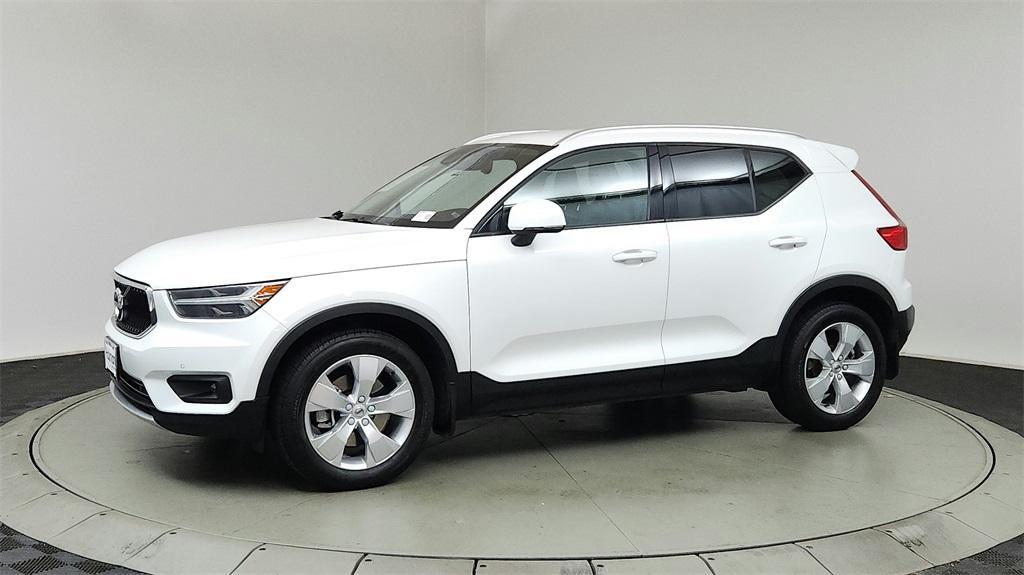 used 2022 Volvo XC40 car, priced at $22,499