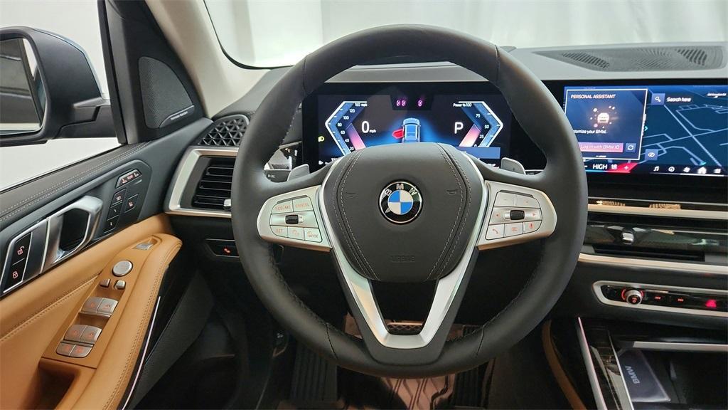 new 2025 BMW X7 car, priced at $94,525