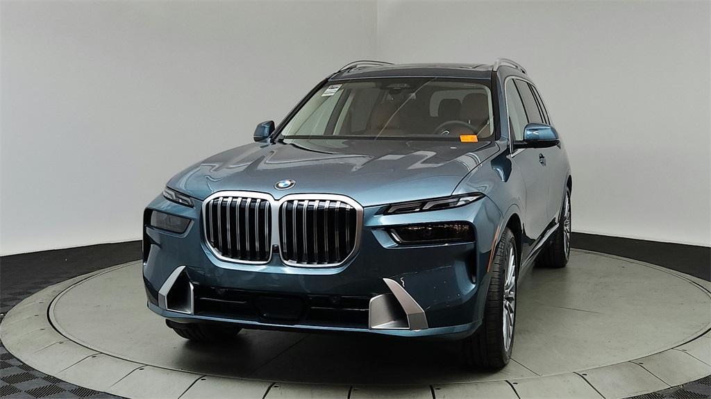 new 2024 BMW X7 car, priced at $92,265