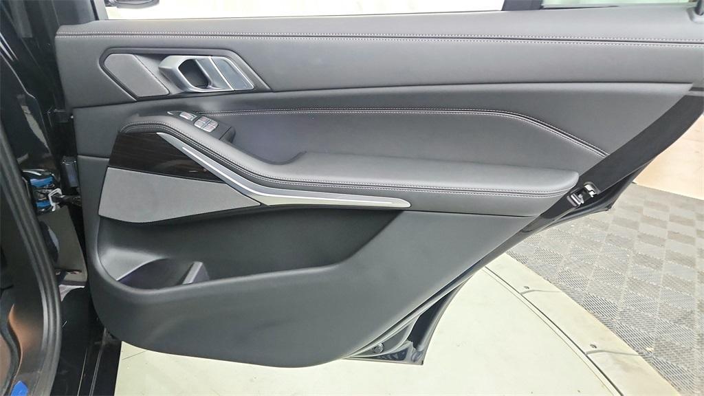 used 2024 BMW X7 car, priced at $75,540