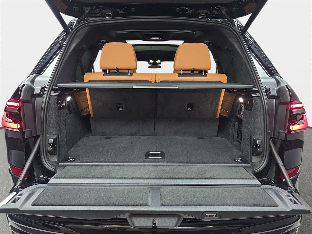 new 2026 BMW X7 car, priced at $98,775
