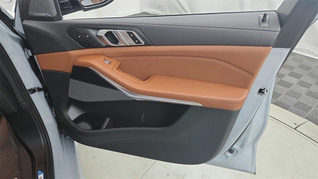 used 2025 BMW X7 car, priced at $106,990