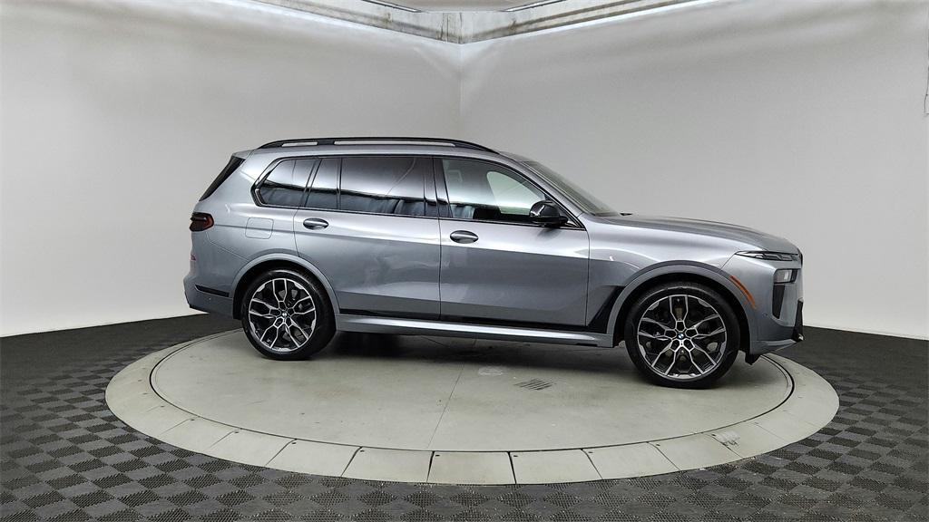 new 2025 BMW X7 car, priced at $123,425