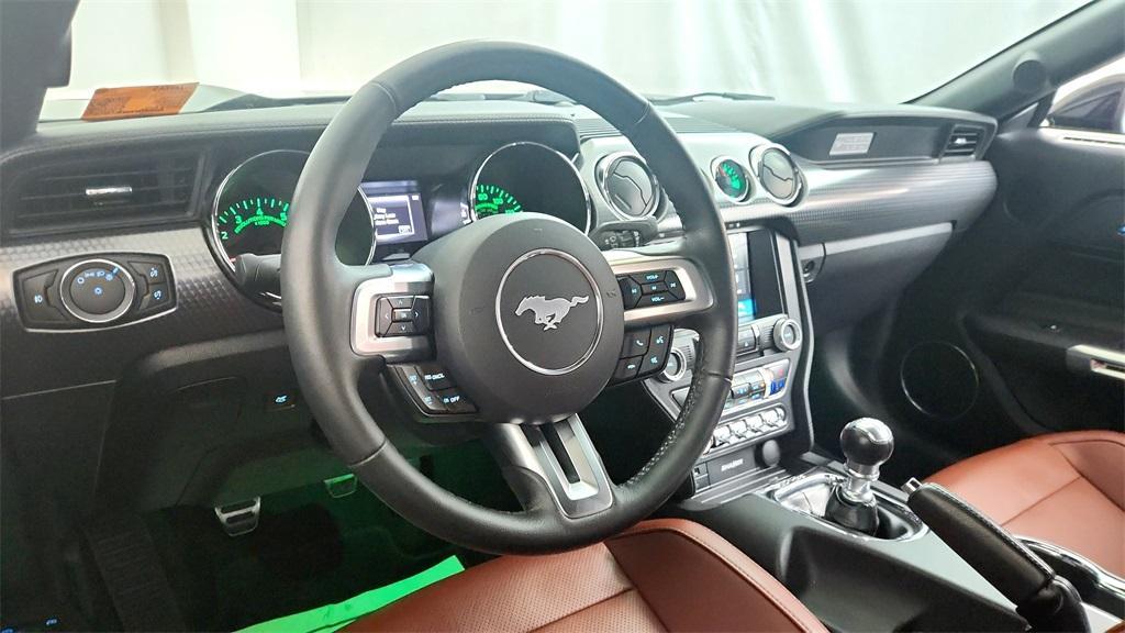 used 2016 Ford Mustang car