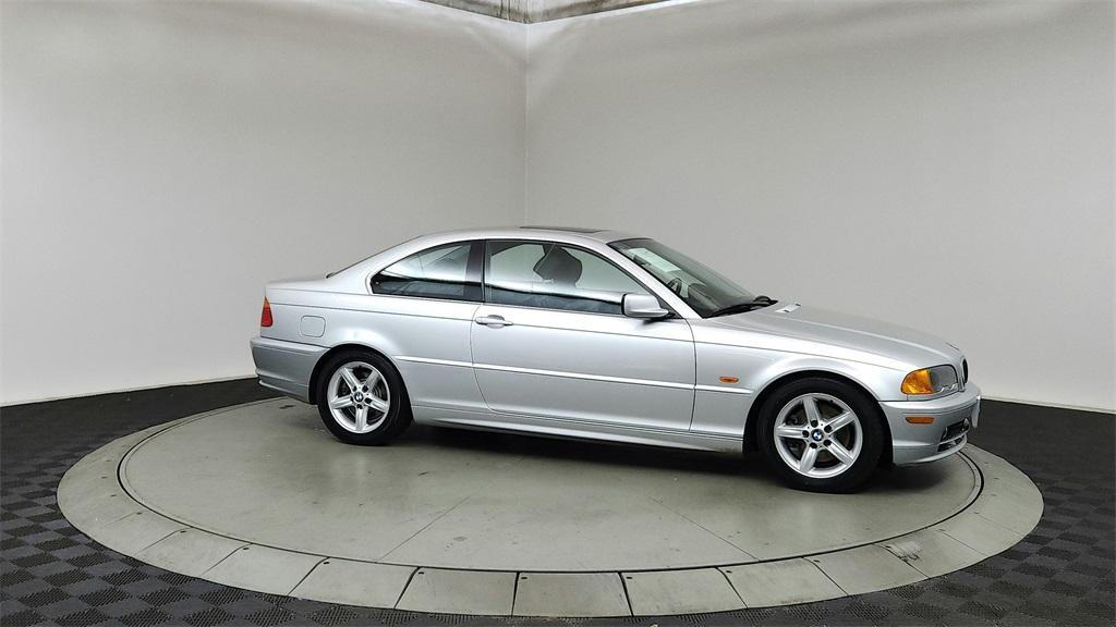 used 2001 BMW 325 car, priced at $9,995