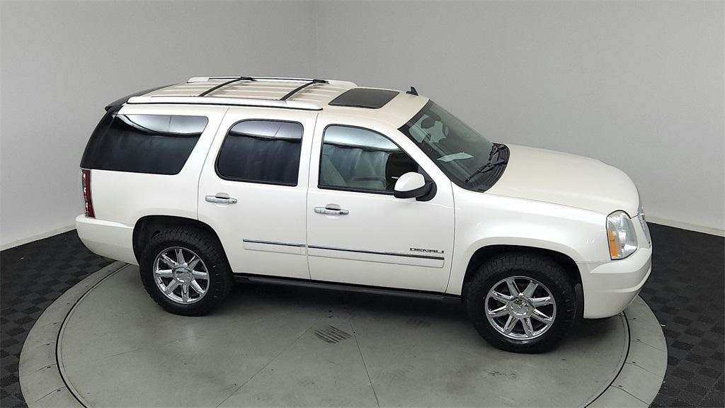 used 2013 GMC Yukon car, priced at $16,895