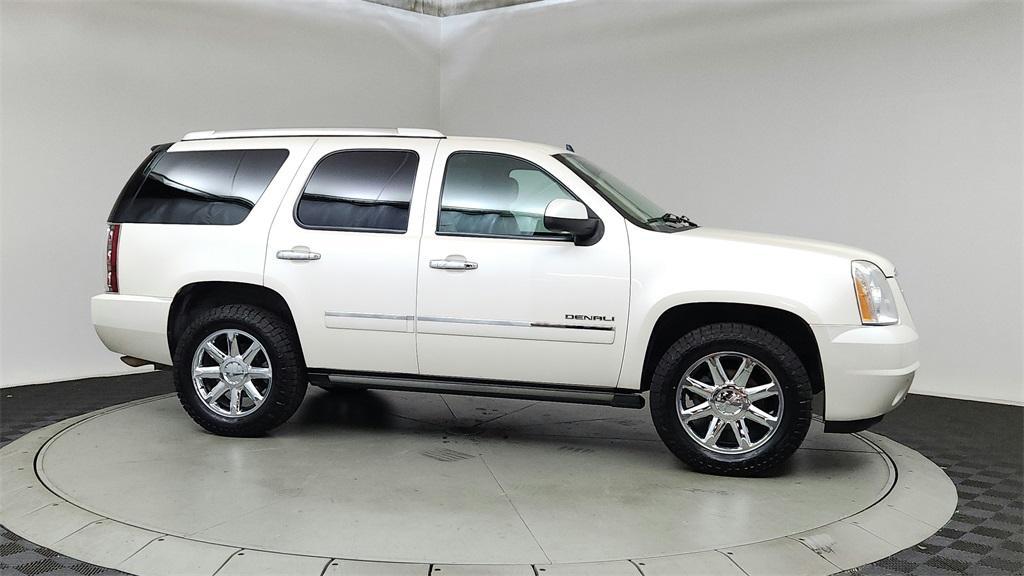 used 2013 GMC Yukon car, priced at $16,895