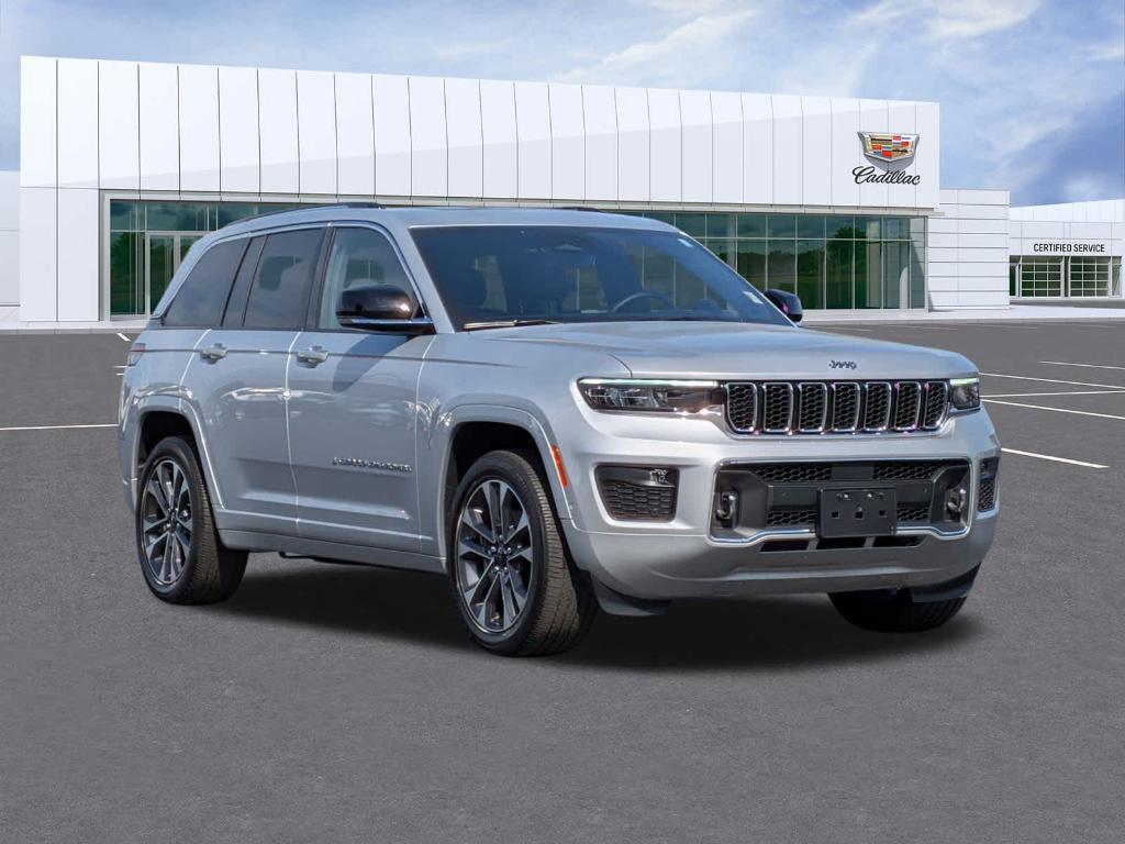 used 2022 Jeep Grand Cherokee car, priced at $31,999