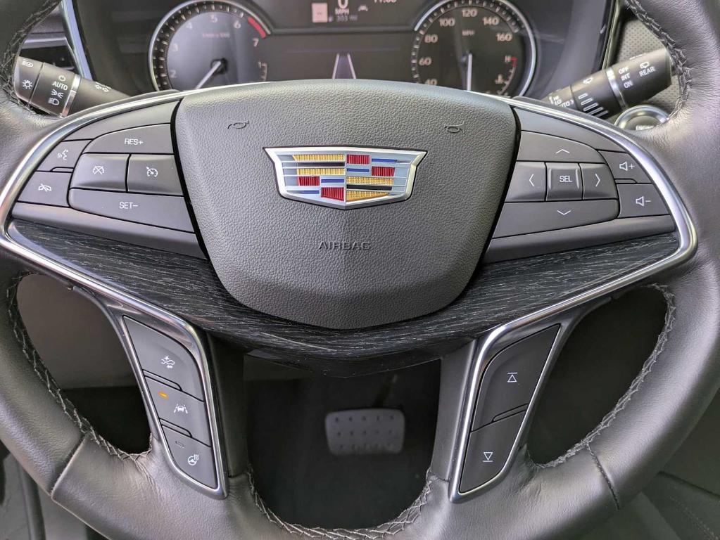 used 2023 Cadillac XT5 car, priced at $33,995