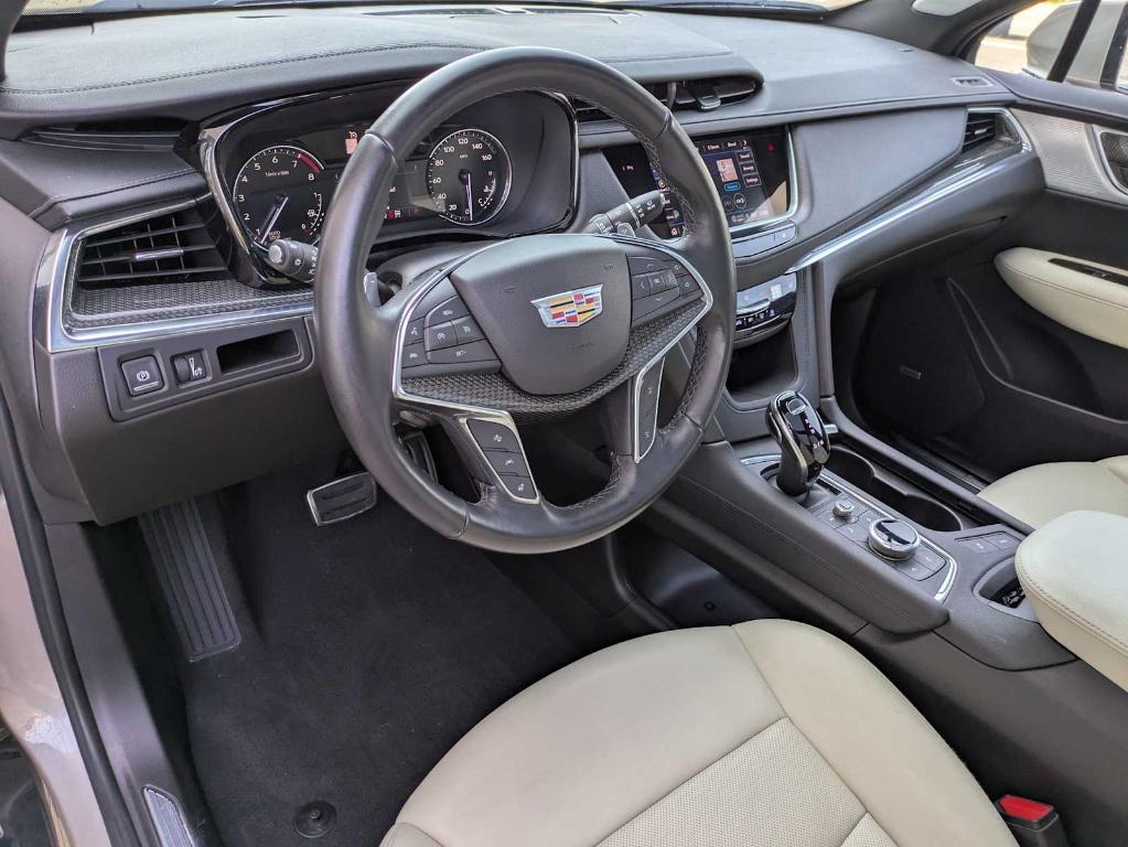 used 2022 Cadillac XT5 car, priced at $34,550
