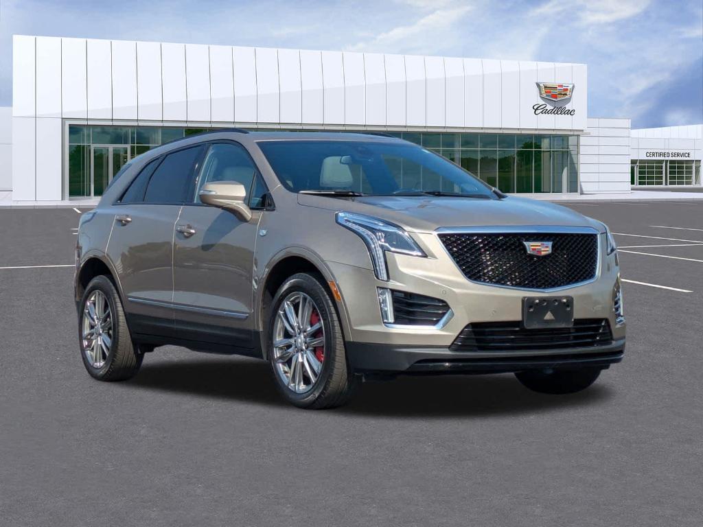 used 2022 Cadillac XT5 car, priced at $34,550