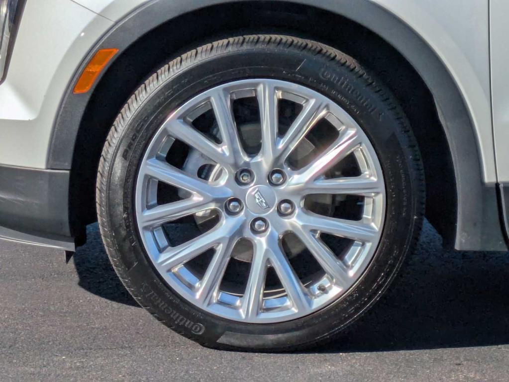 used 2022 Cadillac XT4 car, priced at $28,999