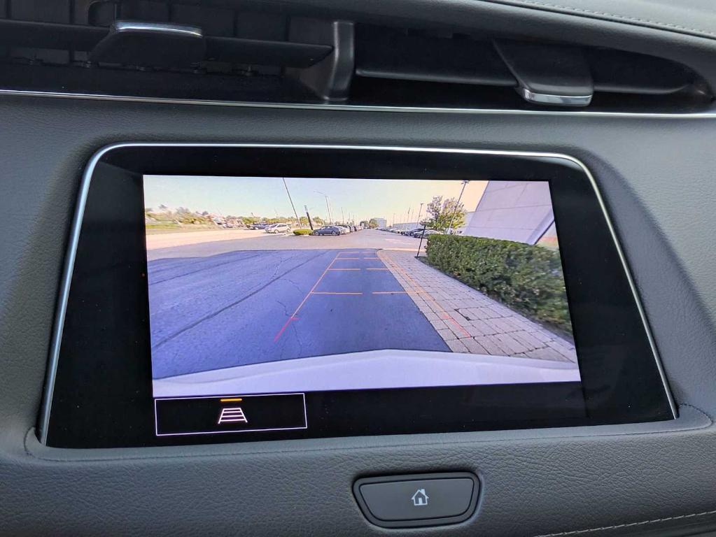 used 2022 Cadillac XT4 car, priced at $28,999