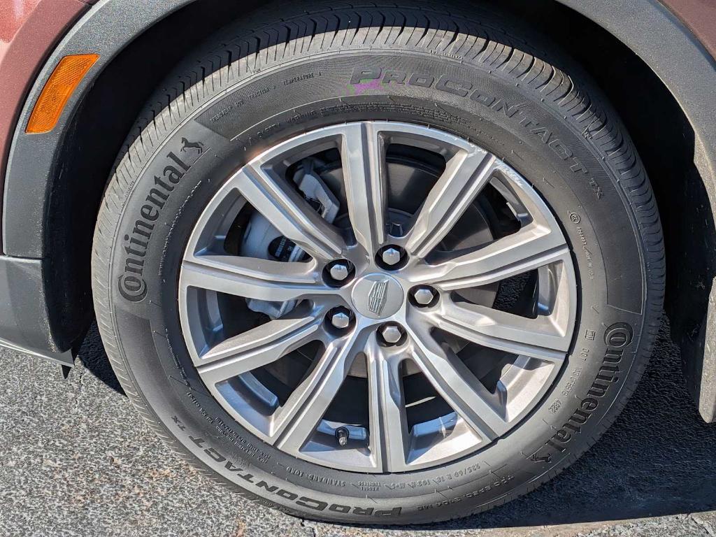 used 2023 Cadillac XT4 car, priced at $28,499