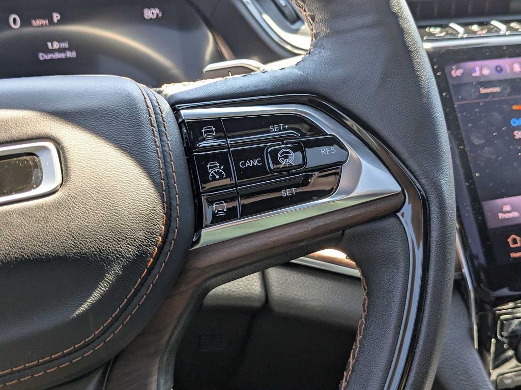 used 2022 Jeep Grand Cherokee car, priced at $40,999