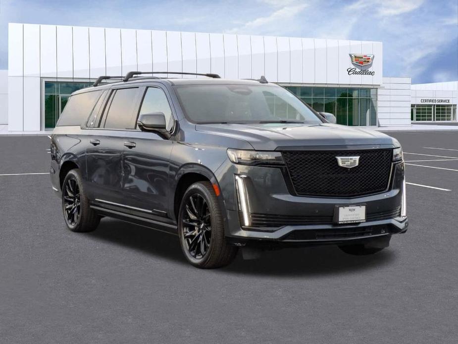 used 2021 Cadillac Escalade ESV car, priced at $66,898