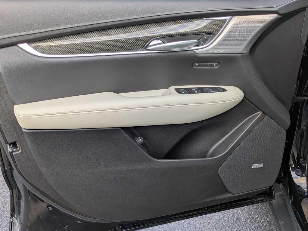 used 2023 Cadillac XT5 car, priced at $34,199