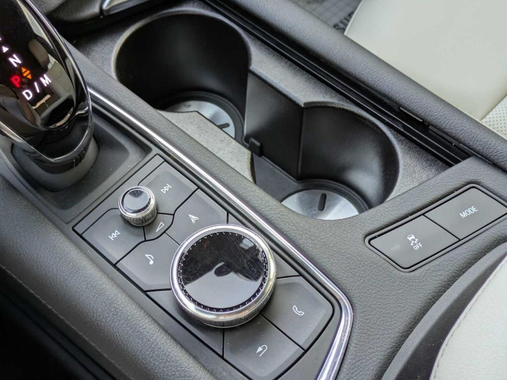 used 2023 Cadillac XT5 car, priced at $34,199