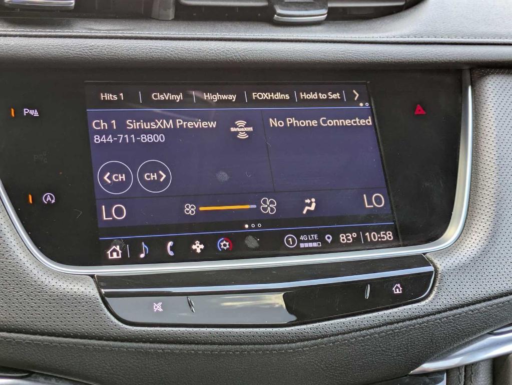 used 2022 Cadillac XT5 car, priced at $33,995