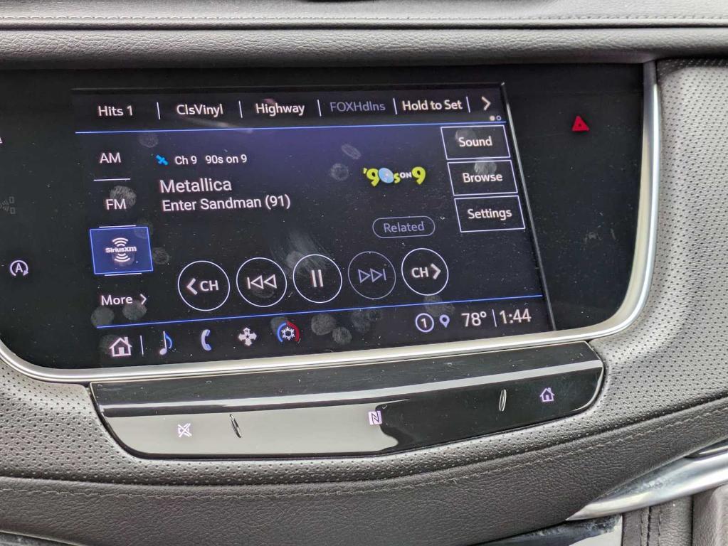 used 2021 Cadillac XT5 car, priced at $28,499