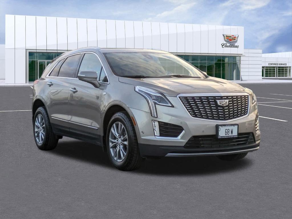 used 2022 Cadillac XT5 car, priced at $31,526