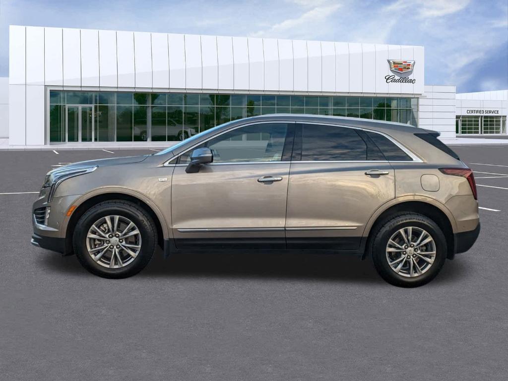 used 2022 Cadillac XT5 car, priced at $31,526