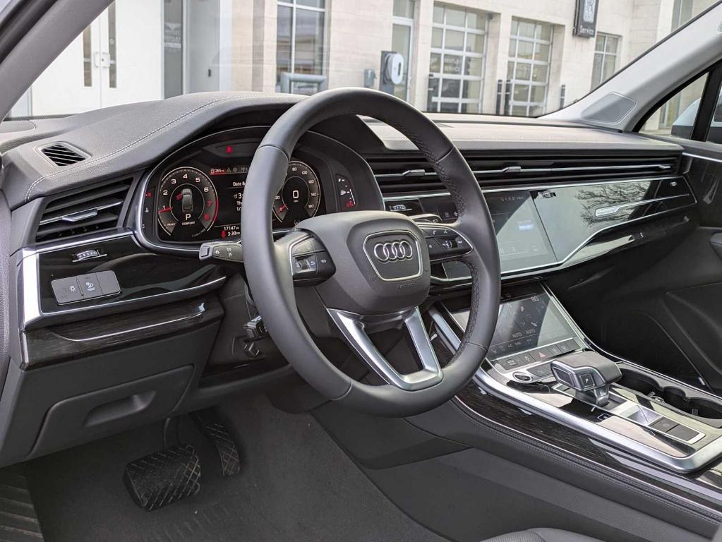 used 2024 Audi Q7 car, priced at $51,526