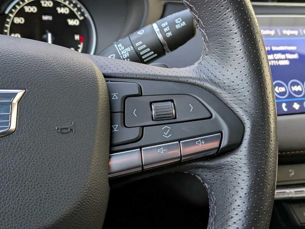 used 2023 Cadillac XT4 car, priced at $29,998
