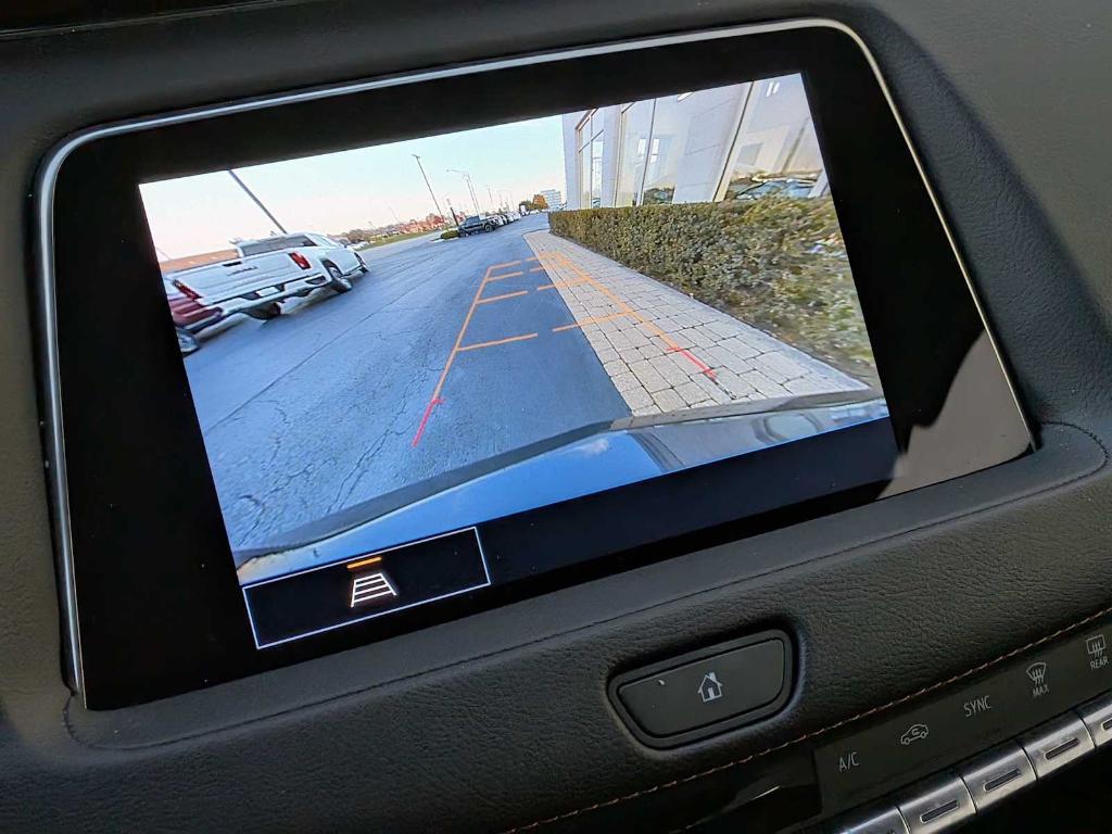 used 2023 Cadillac XT4 car, priced at $29,998