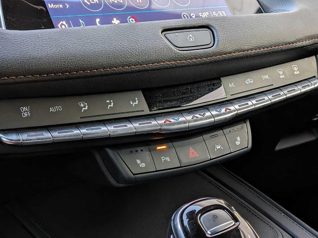 used 2023 Cadillac XT4 car, priced at $29,998