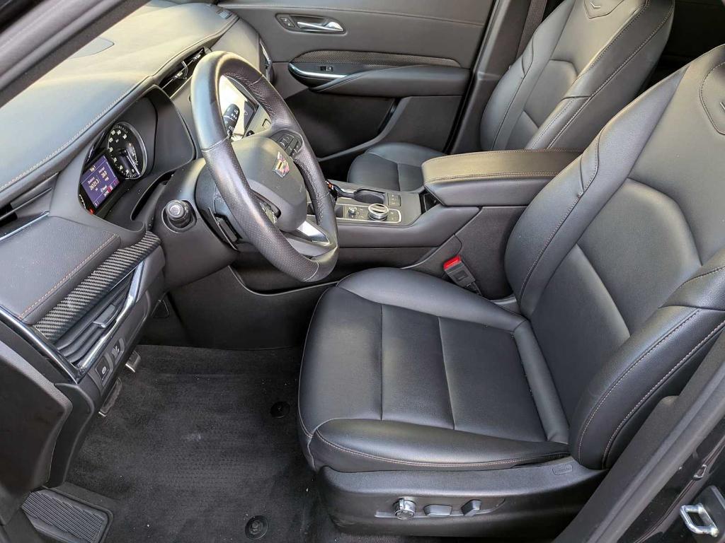 used 2023 Cadillac XT4 car, priced at $29,998