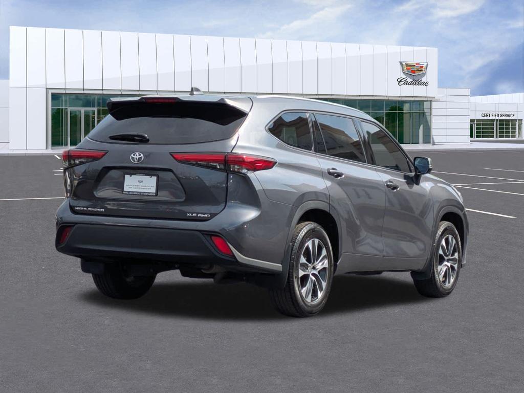 used 2020 Toyota Highlander car, priced at $25,199